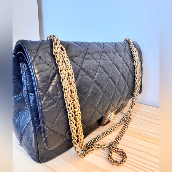 Authentic Chanel 2.55 calfskin medium size 226 Quilted double flap Bag - Picture 10 of 16